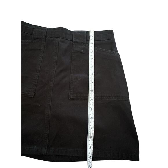 BDG Mini Skirt W/ Front Pockets - Size Medium, Black 100% Cotton - Picture 6 of 8